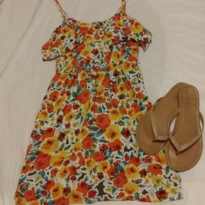 💛NWOT Funky Floral Sundress💛